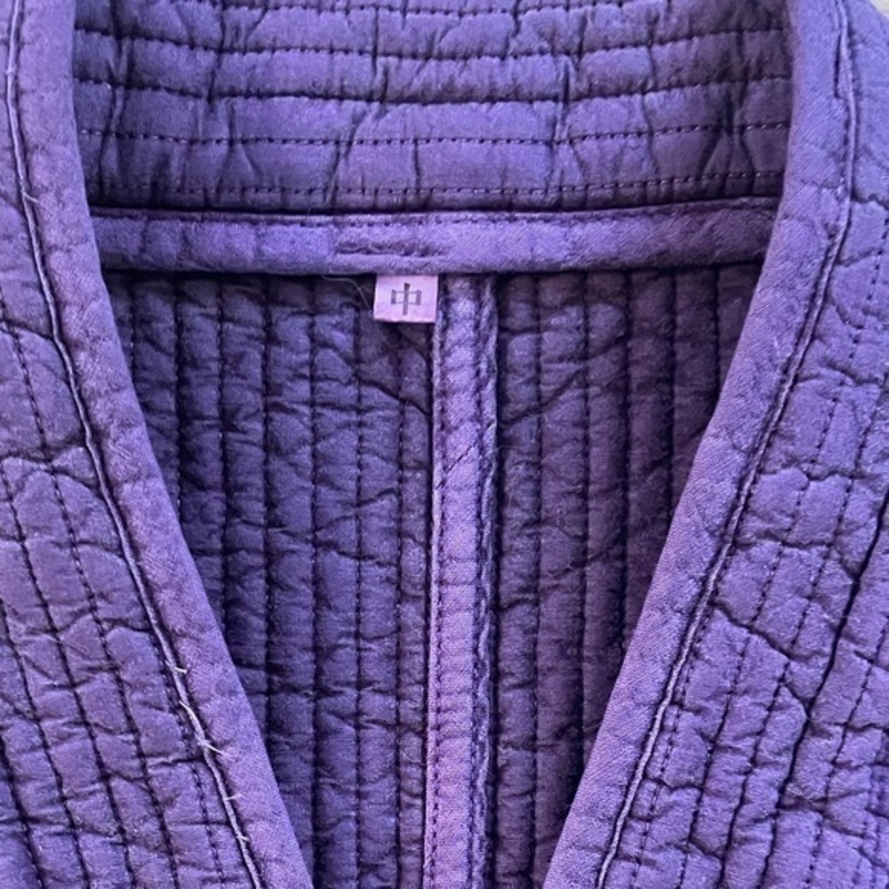 Vintage Asian Quilted Jacket in Amethyst Purple with Pockets - Picture 4 of 5